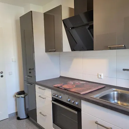 Appartement Newly Renovated, Bright Two-Bedroom Apartment